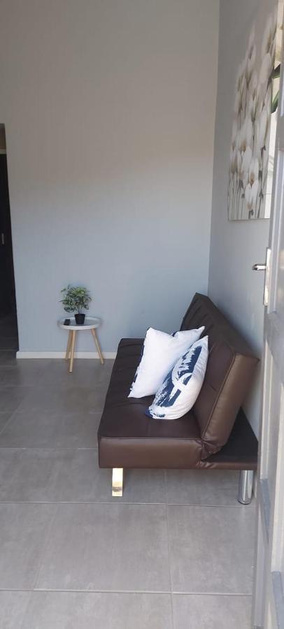 Tj Self-Catering Apartman Graaff-Reinet Kültér fotó