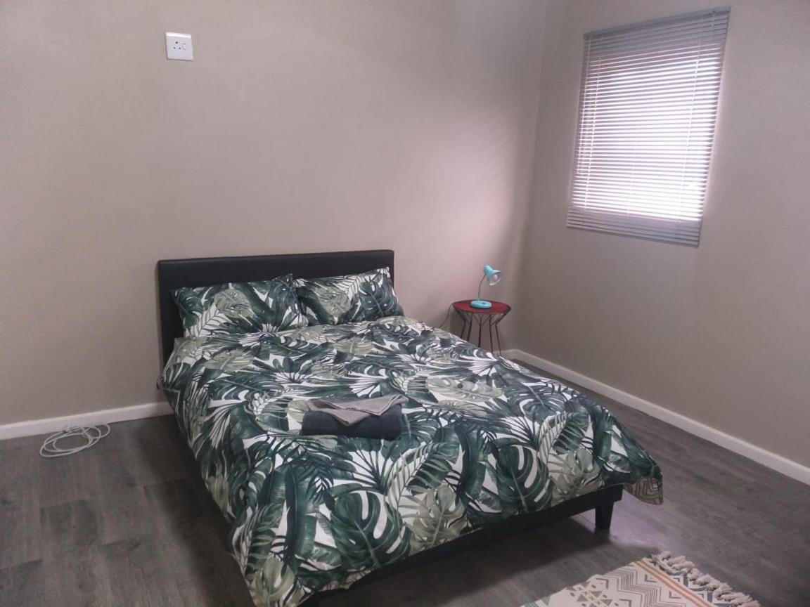 Tj Self-Catering Apartman Graaff-Reinet Kültér fotó